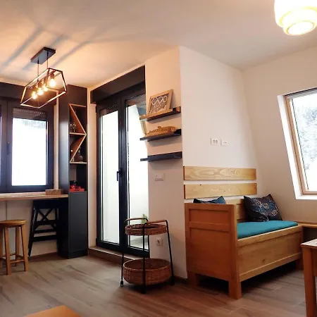 2-bedroom Mountain Paradise شقة *